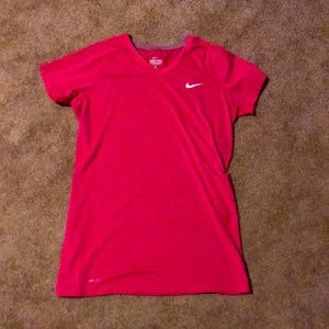 Nike Dri fit fitted shirt 👚 size XL